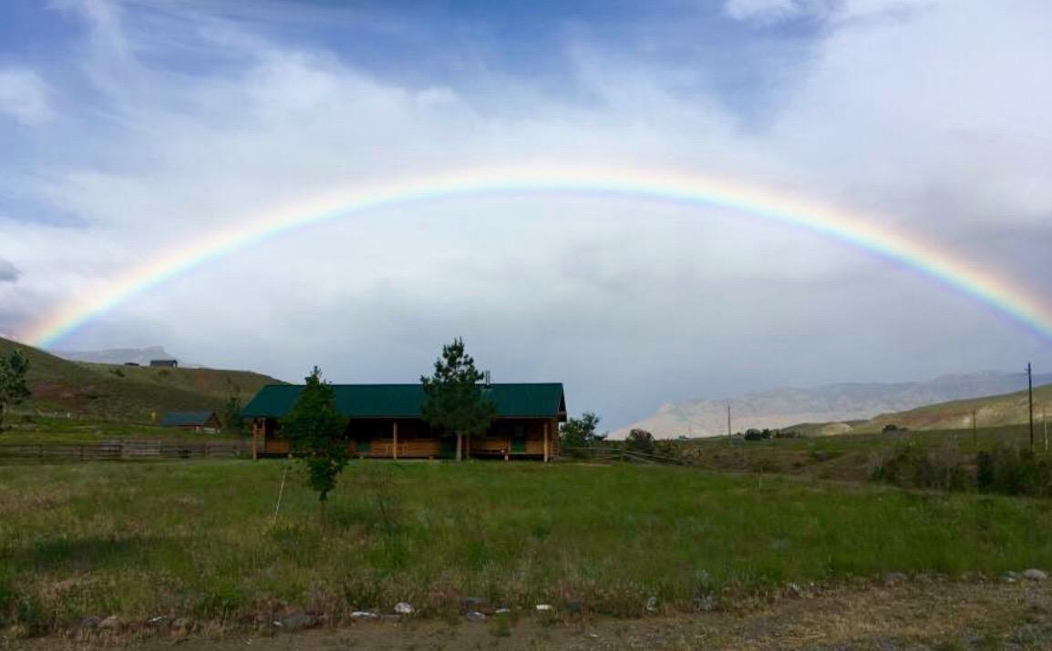 Отель Yellowstone Cutthroat Guest Ranch Вапити Экстерьер фото