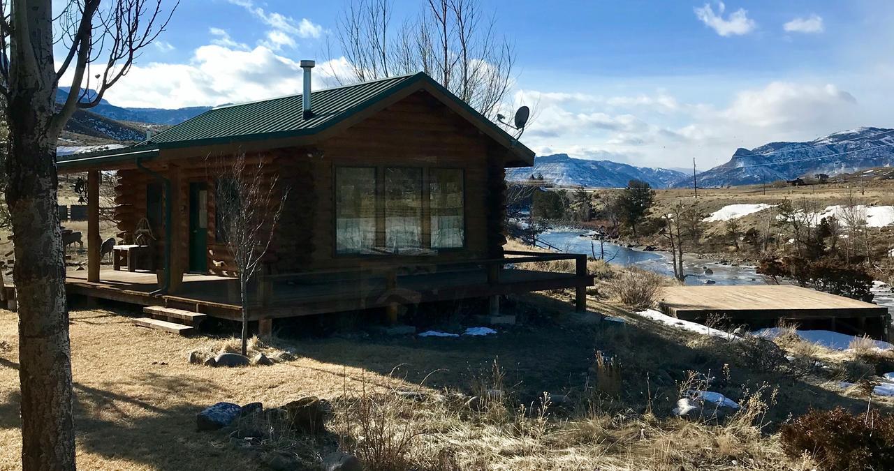 Отель Yellowstone Cutthroat Guest Ranch Вапити Экстерьер фото